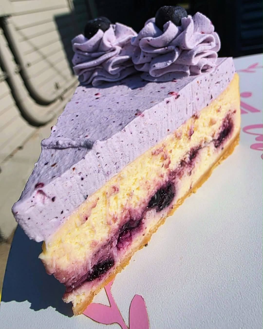 Lemon-Blueberry-Shortbread-Cheesecake