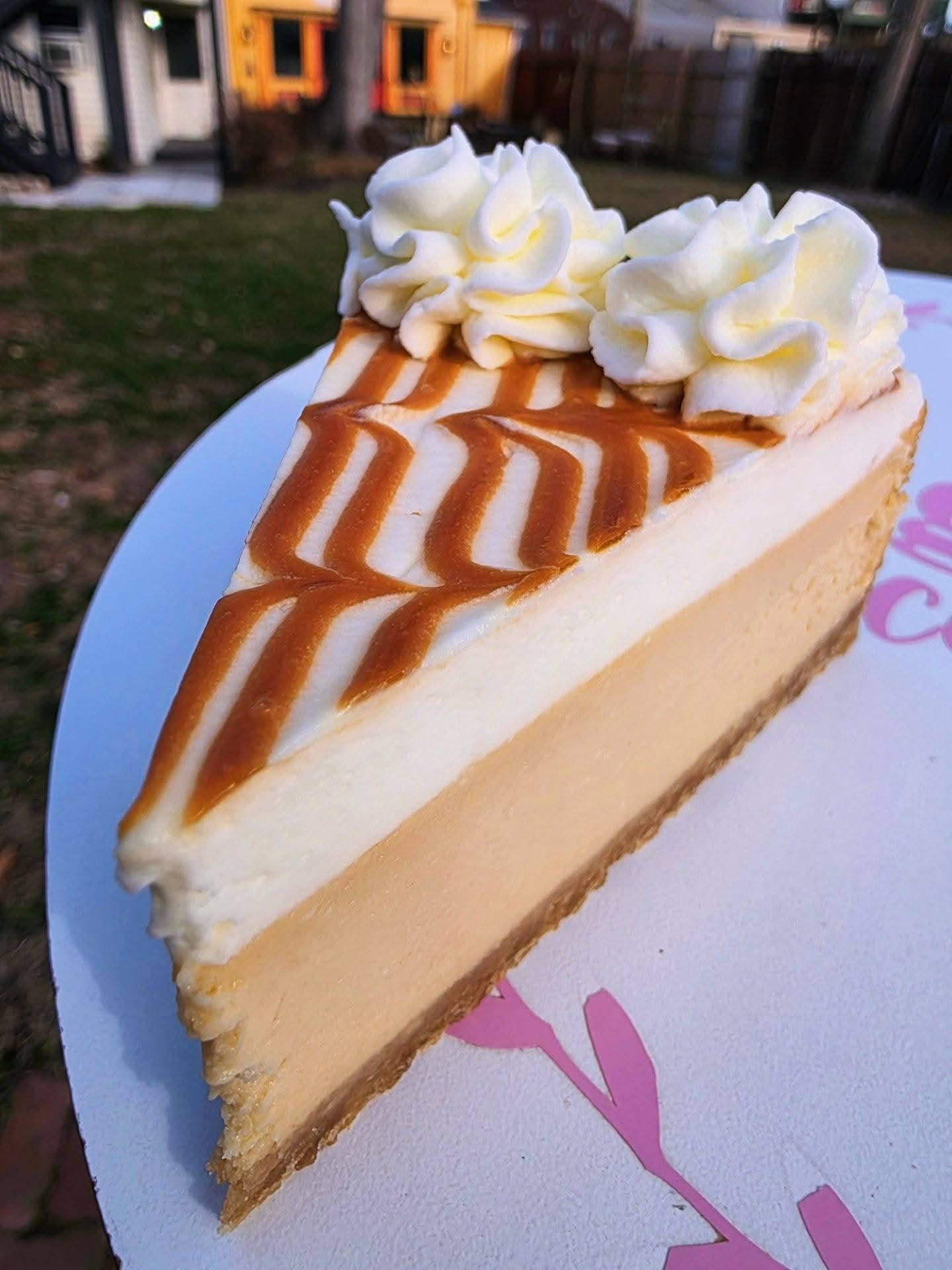 Salted-Caramel-Cheesecake